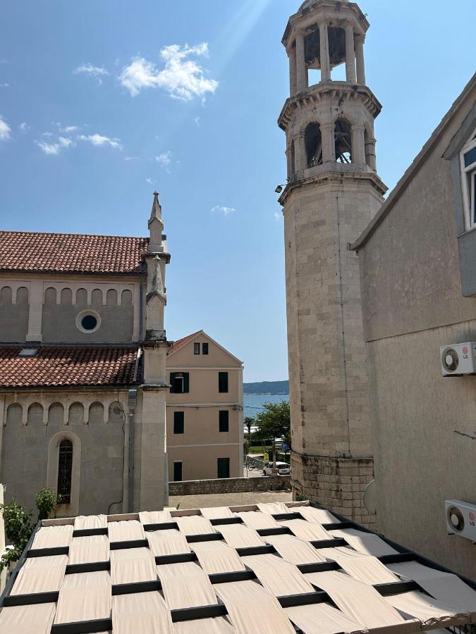 Apartments Villa Mira Kaštela エクステリア 写真